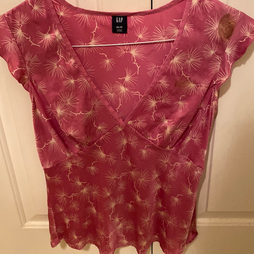 Low Cut Sleeveless Print Top